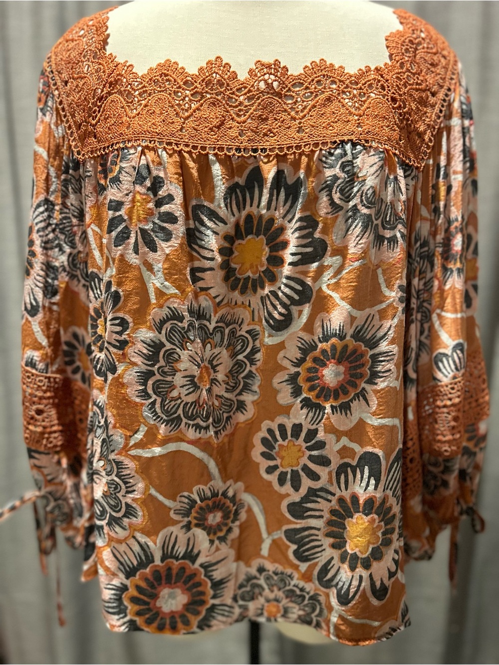Zac & Rachel Rust Lace Yoke Floral Tunic